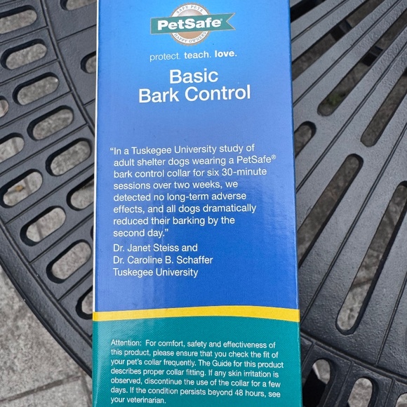 PetSafe Basic Bark Collar item PBC-302 - Picture 4 of 5